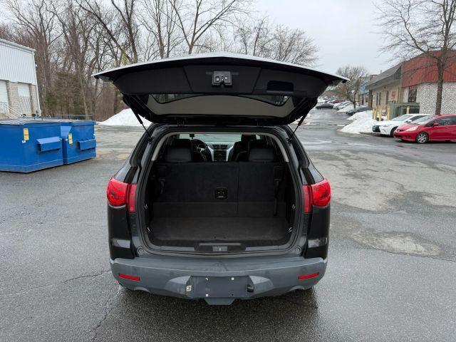 used 2009 Chevrolet Traverse car, priced at $6,592