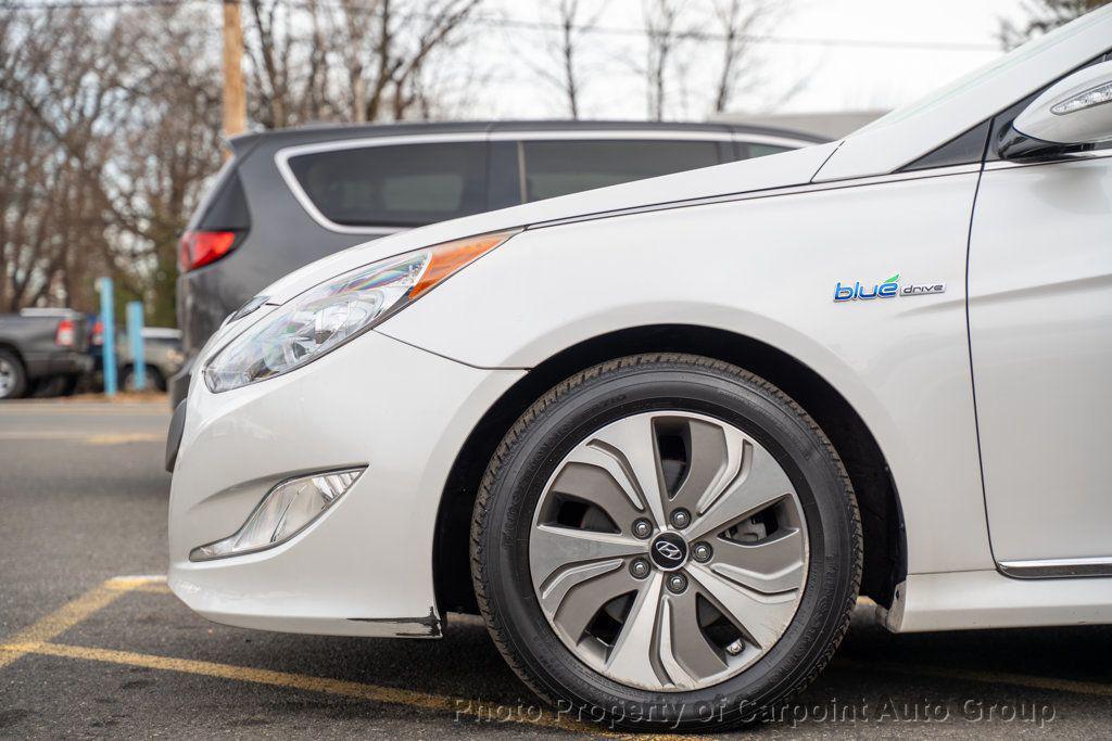 used 2015 Hyundai Sonata Hybrid car, priced at $7,994