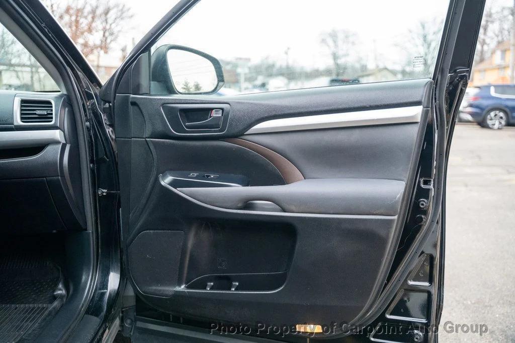 used 2018 Toyota Highlander car, priced at $14,994