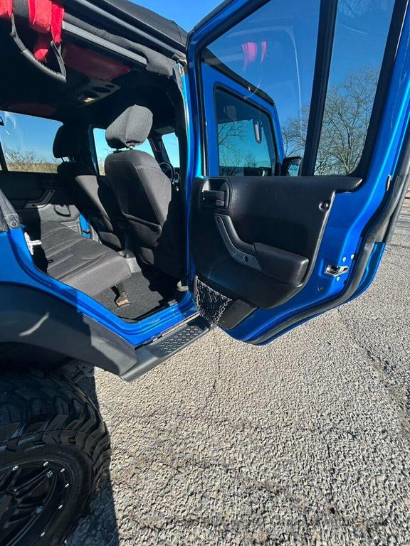 used 2016 Jeep Wrangler Unlimited car, priced at $14,998