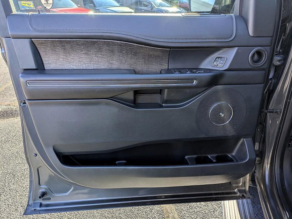used 2019 Ford Expedition car, priced at $24,975