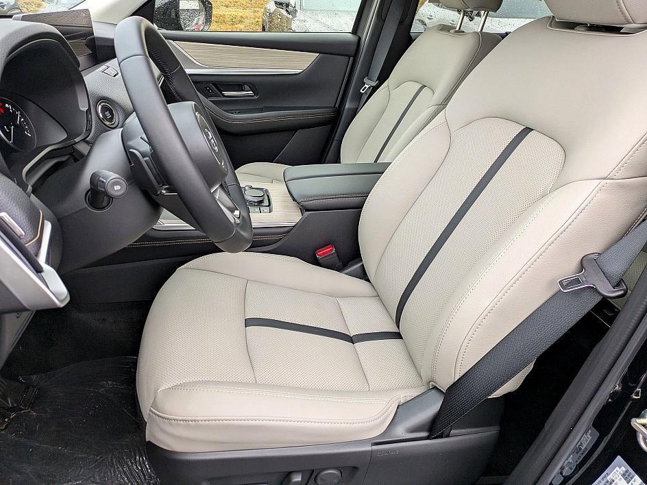 new 2026 Mazda CX-70 car, priced at $41,224