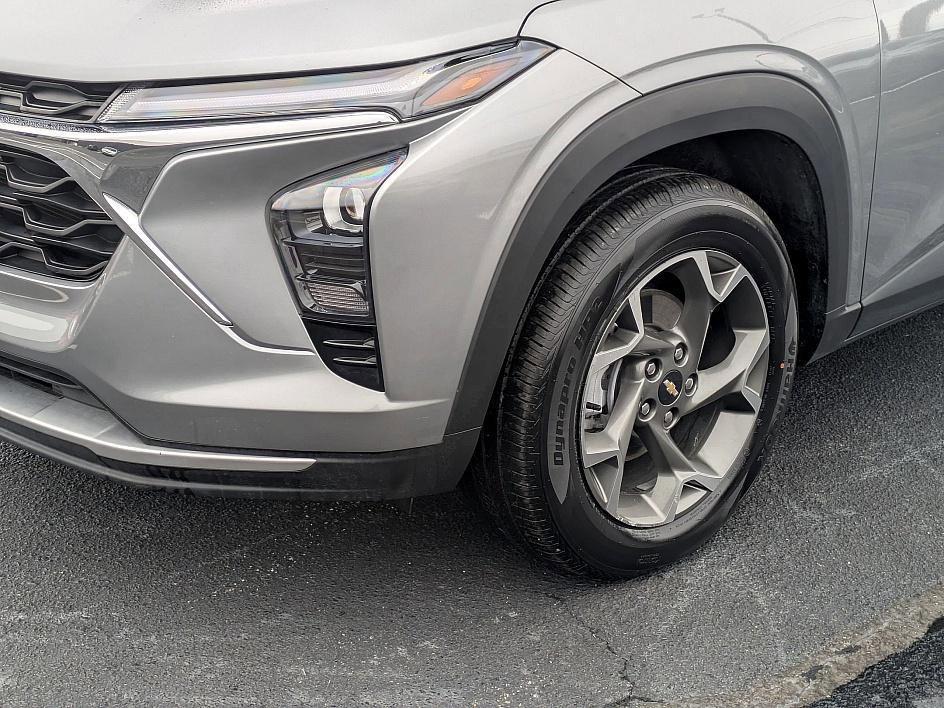 used 2025 Chevrolet Trax car, priced at $18,468
