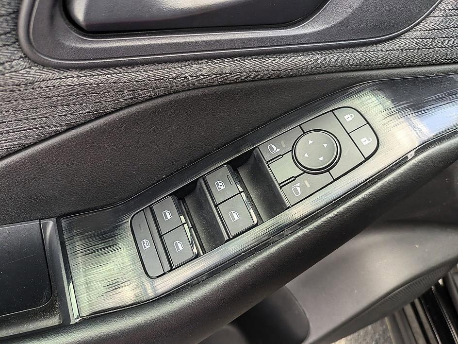 used 2023 Nissan Rogue car, priced at $17,787