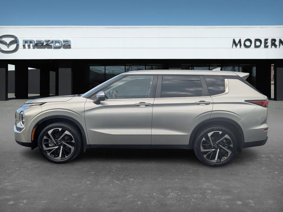 used 2022 Mitsubishi Outlander car, priced at $20,274