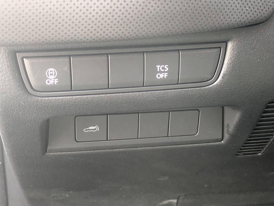 used 2025 Mazda CX-50 car, priced at $29,787