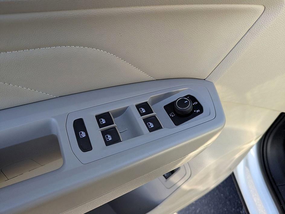 used 2021 Volkswagen Atlas car, priced at $23,455