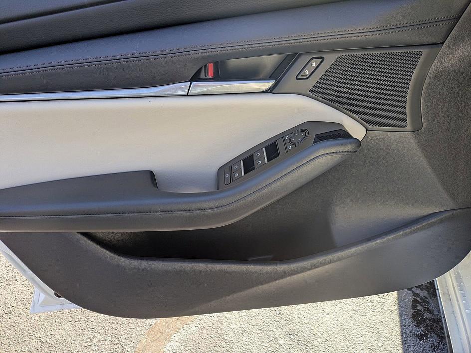 new 2026 Mazda Mazda3 car, priced at $28,920