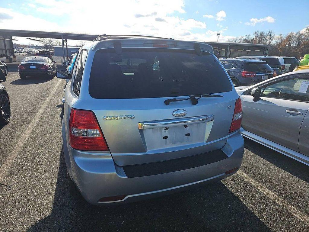 used 2008 Kia Sorento car, priced at $2,900