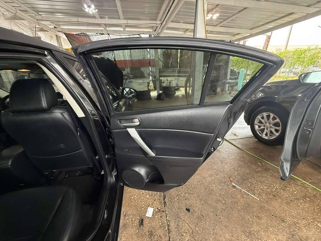 used 2013 Mazda Mazda3 car, priced at $4,700