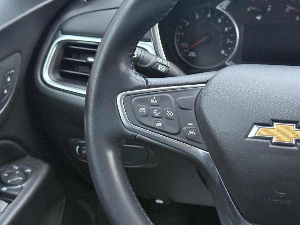 used 2022 Chevrolet Equinox car, priced at $14,295