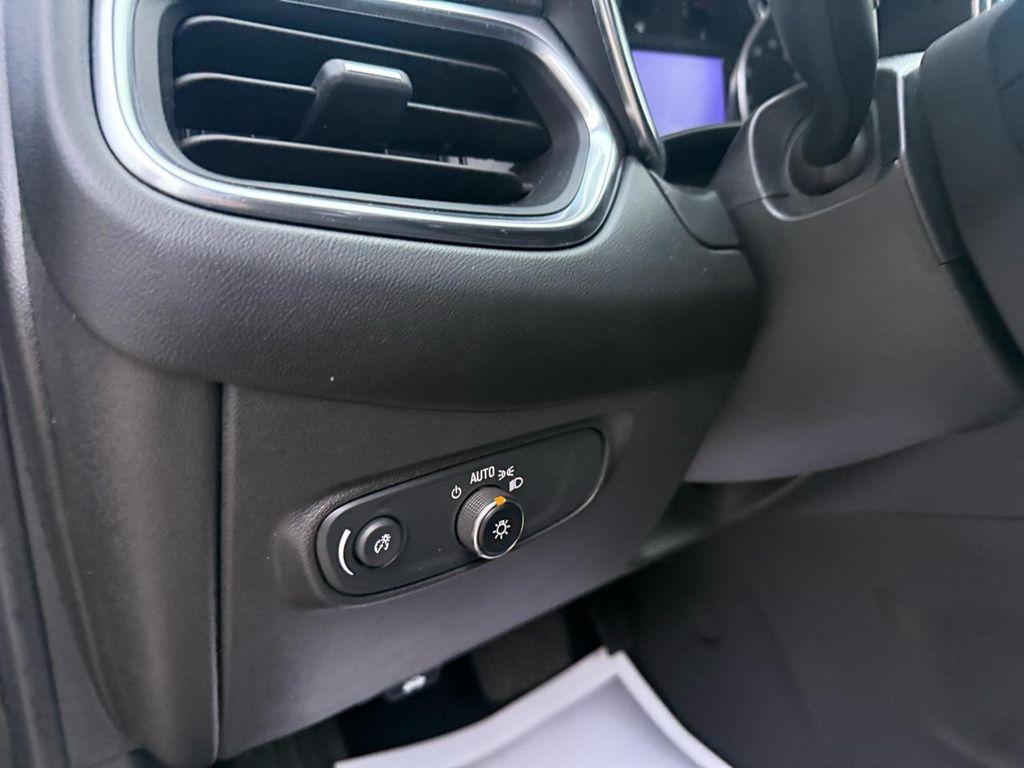 used 2022 Chevrolet Equinox car, priced at $14,295