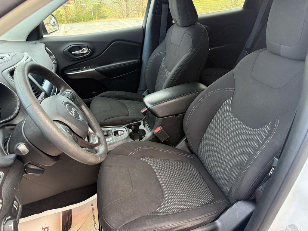 used 2020 Jeep Cherokee car, priced at $12,850