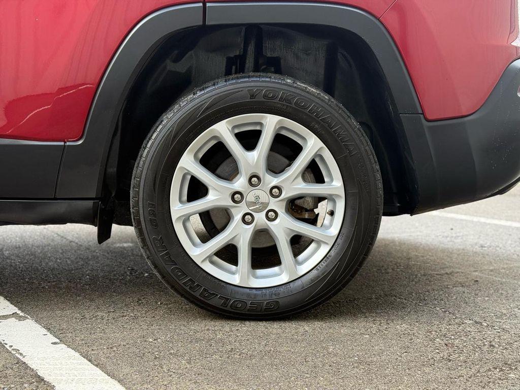 used 2017 Jeep Cherokee car, priced at $10,490