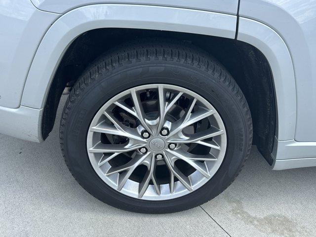 used 2024 Jeep Grand Cherokee car, priced at $45,488