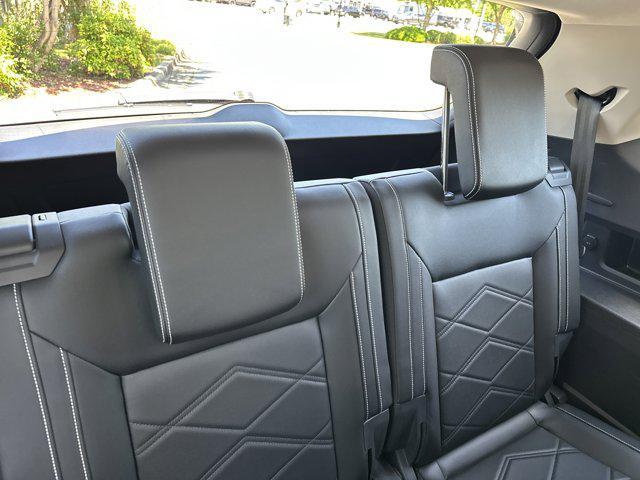 used 2024 Volkswagen Atlas car, priced at $33,087