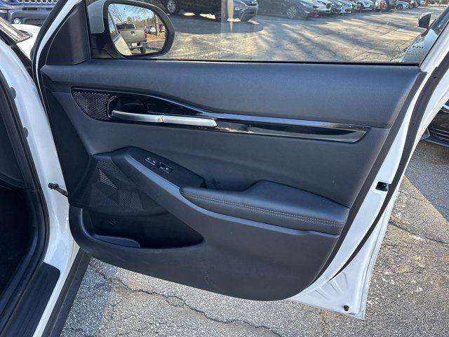 used 2023 Kia Seltos car, priced at $21,475