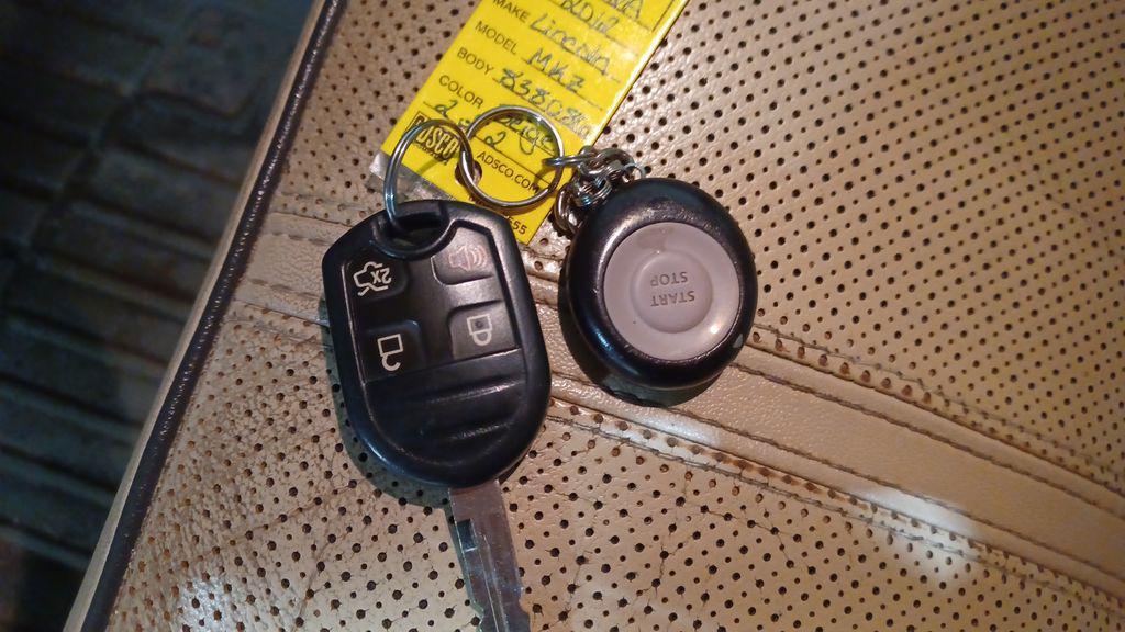 used 2012 Lincoln MKZ car