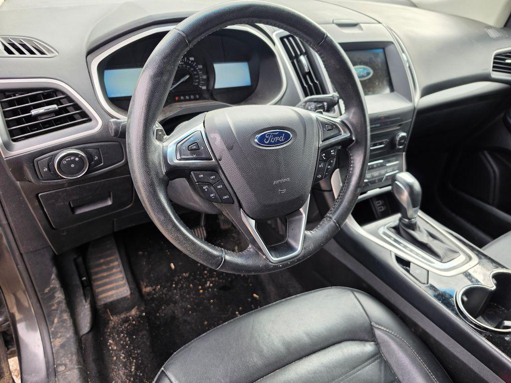 used 2017 Ford Edge car
