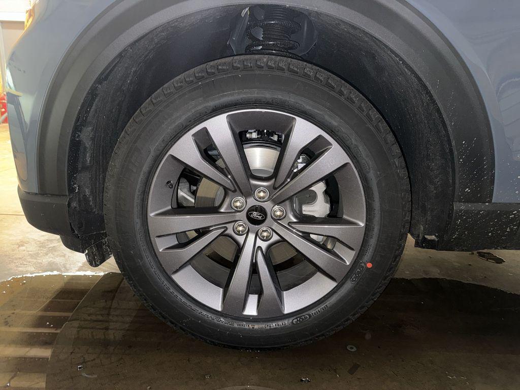 new 2026 Ford Explorer car, priced at $44,220