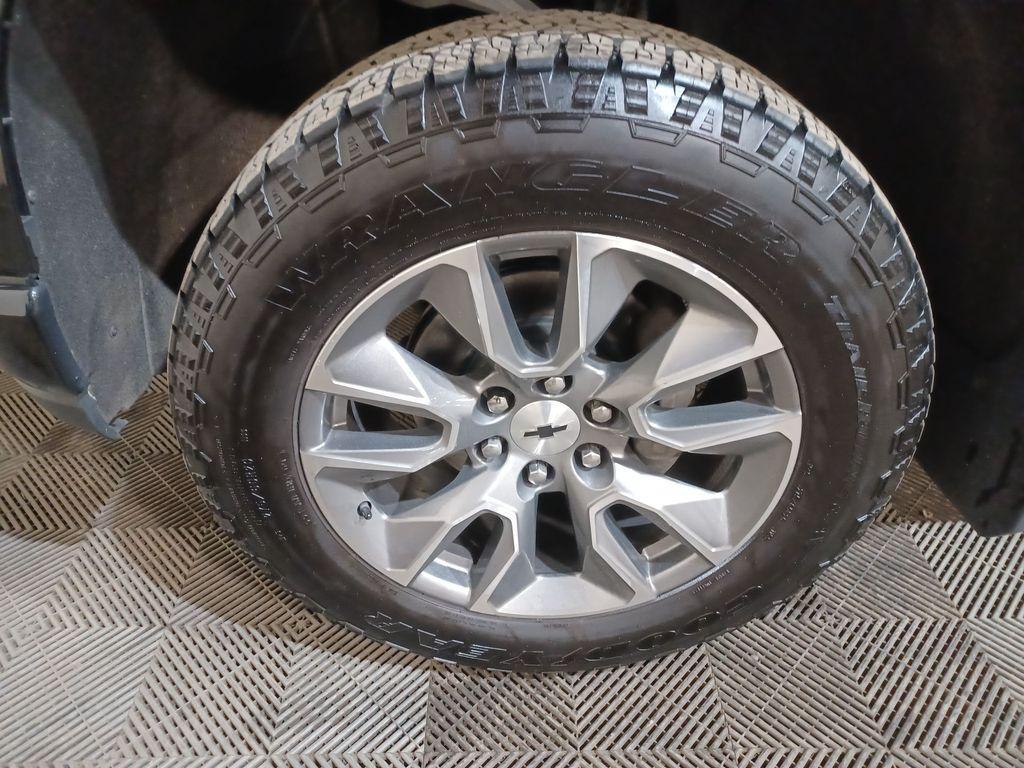 used 2021 Chevrolet Silverado 1500 car, priced at $40,746