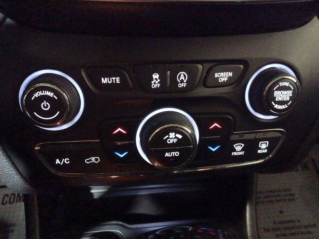 used 2019 Jeep Cherokee car, priced at $16,505