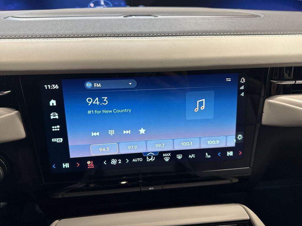 new 2026 Lincoln Navigator car, priced at $112,085