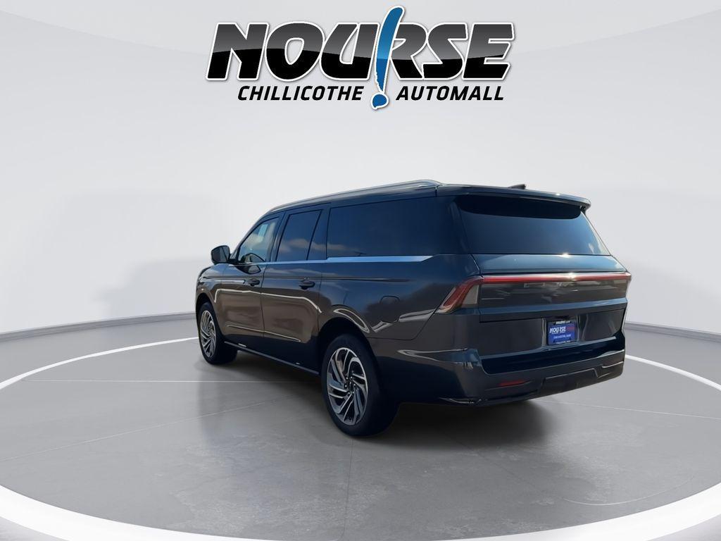 new 2026 Lincoln Navigator car, priced at $112,085