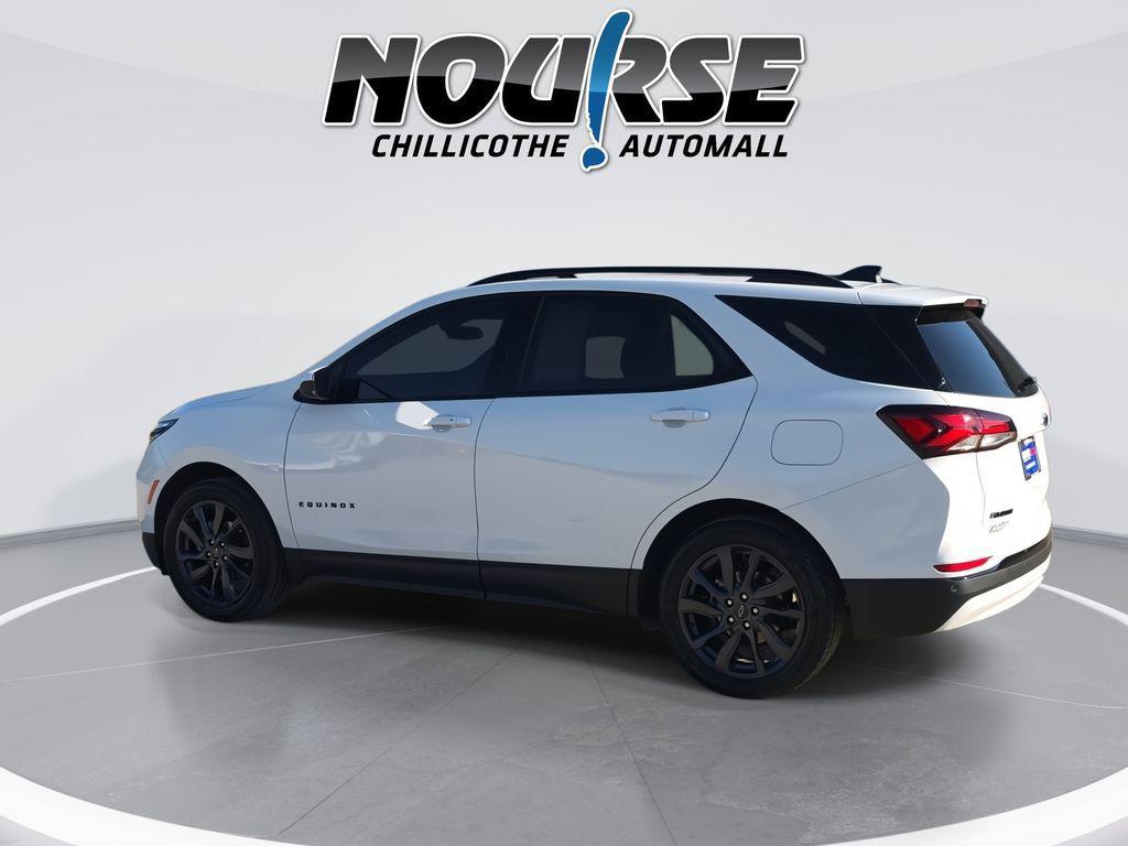 used 2024 Chevrolet Equinox car, priced at $25,881