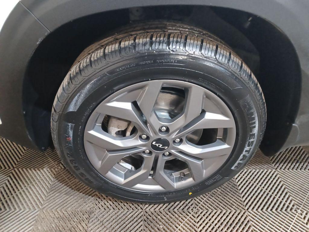 used 2024 Kia Seltos car, priced at $19,185