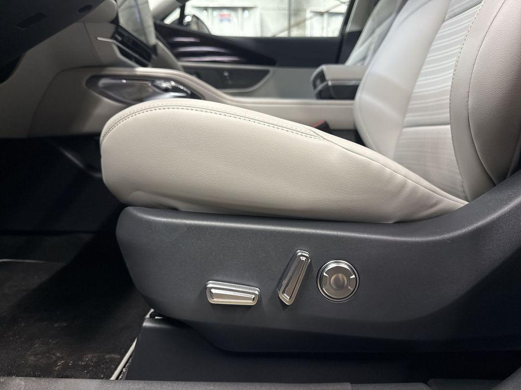 new 2026 Lincoln Nautilus car, priced at $69,430