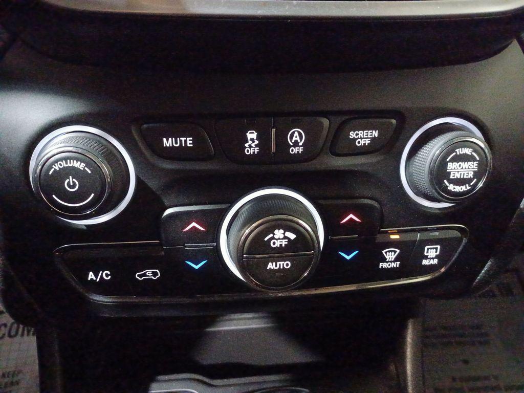 used 2021 Jeep Cherokee car, priced at $16,998