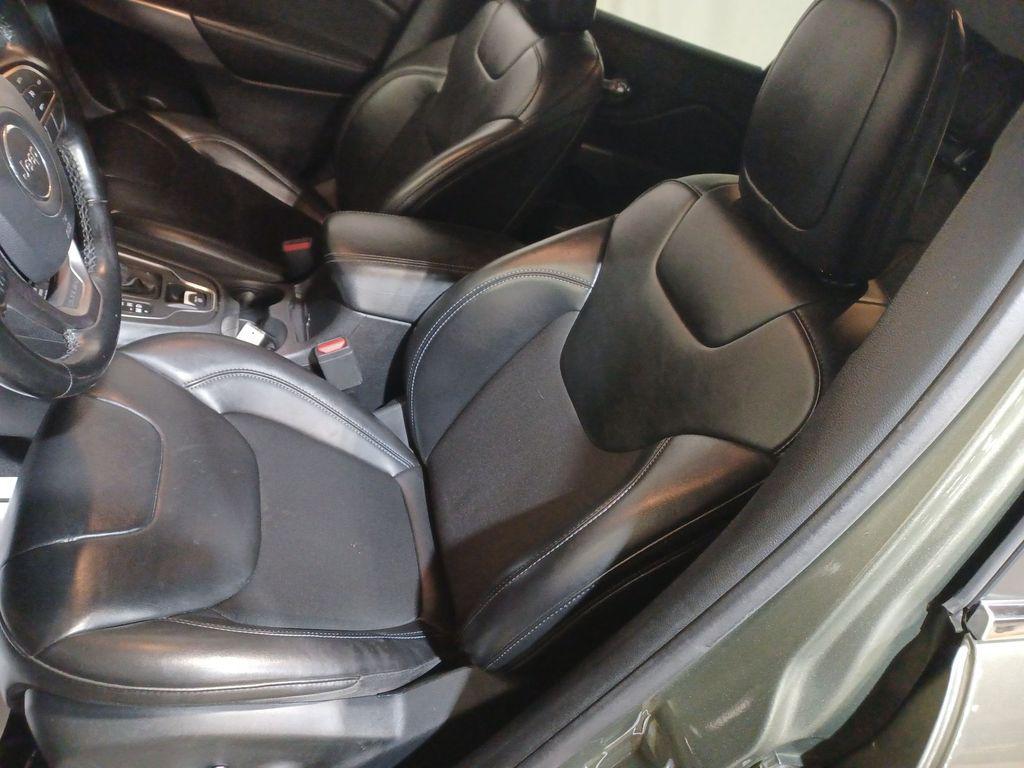 used 2020 Jeep Cherokee car, priced at $13,521