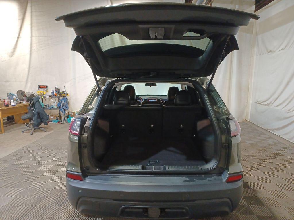 used 2020 Jeep Cherokee car, priced at $13,521