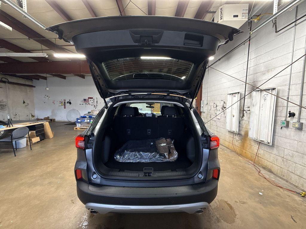 new 2026 Ford Escape car, priced at $30,209