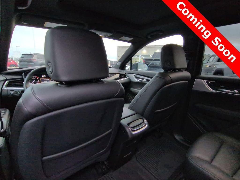 used 2025 Cadillac XT6 car, priced at $46,795