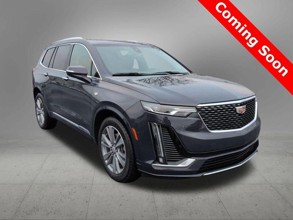 used 2025 Cadillac XT6 car, priced at $46,795