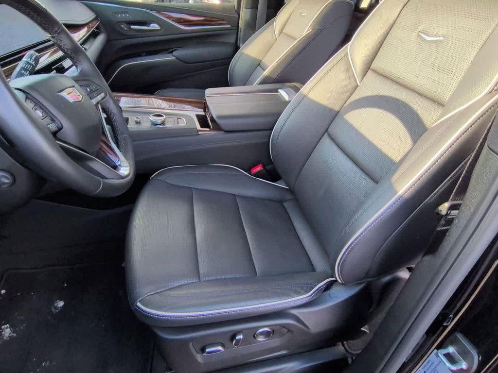used 2024 Cadillac Escalade car, priced at $73,995