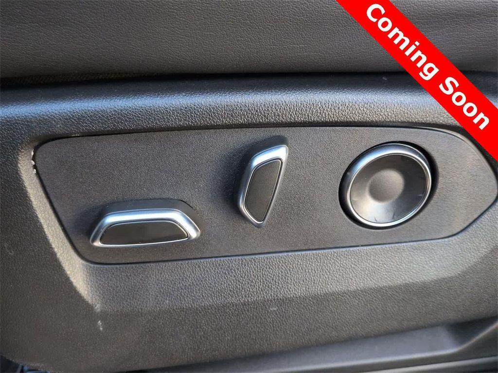 used 2024 Cadillac Escalade car, priced at $77,920