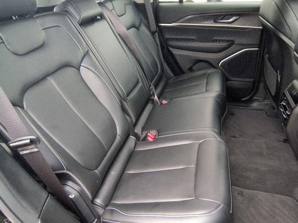 used 2022 Jeep Grand Cherokee car, priced at $28,736