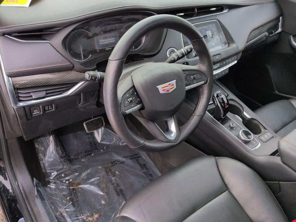 used 2023 Cadillac XT4 car, priced at $26,995