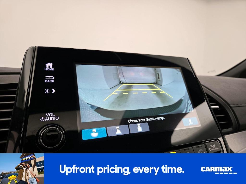 used 2024 Honda Odyssey car, priced at $37,998