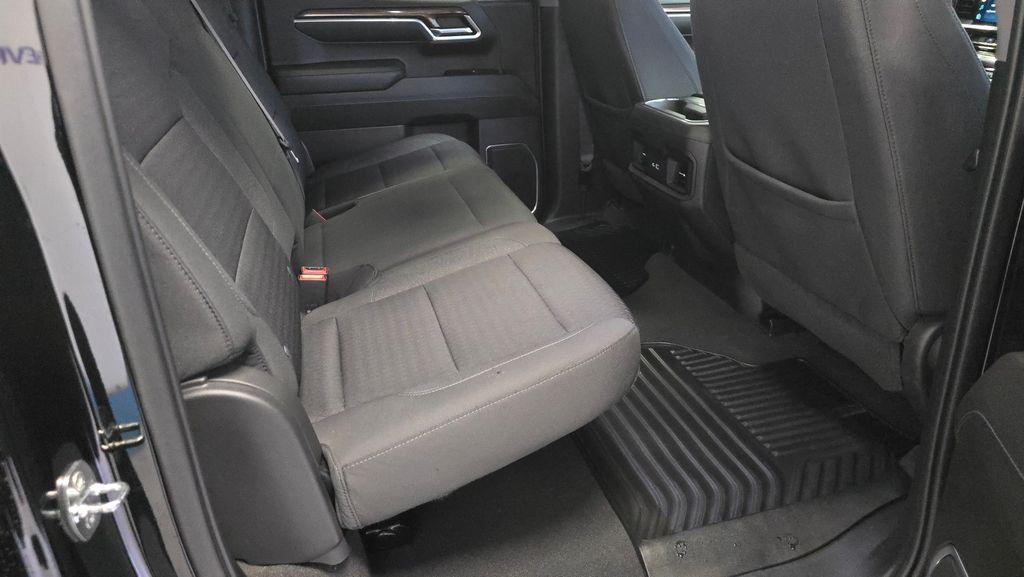 used 2022 Chevrolet Silverado 1500 car, priced at $38,995