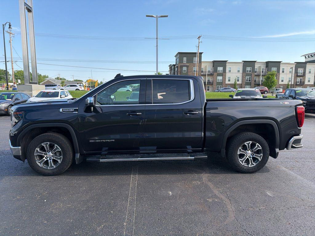 used 2024 GMC Sierra 1500 car, priced at $40,525