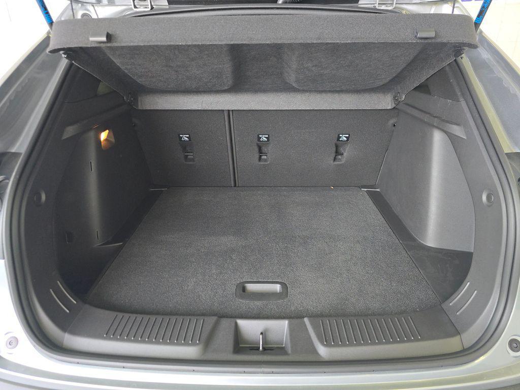 used 2025 Chevrolet Trax car, priced at $23,995