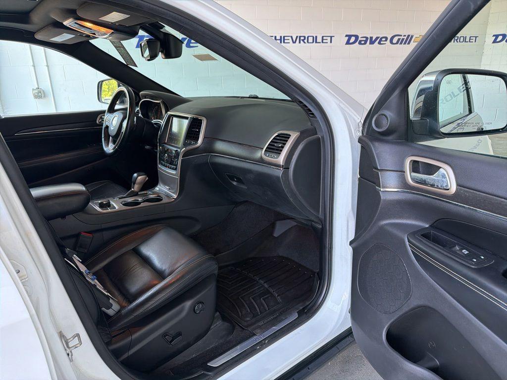 used 2016 Jeep Grand Cherokee car, priced at $10,525
