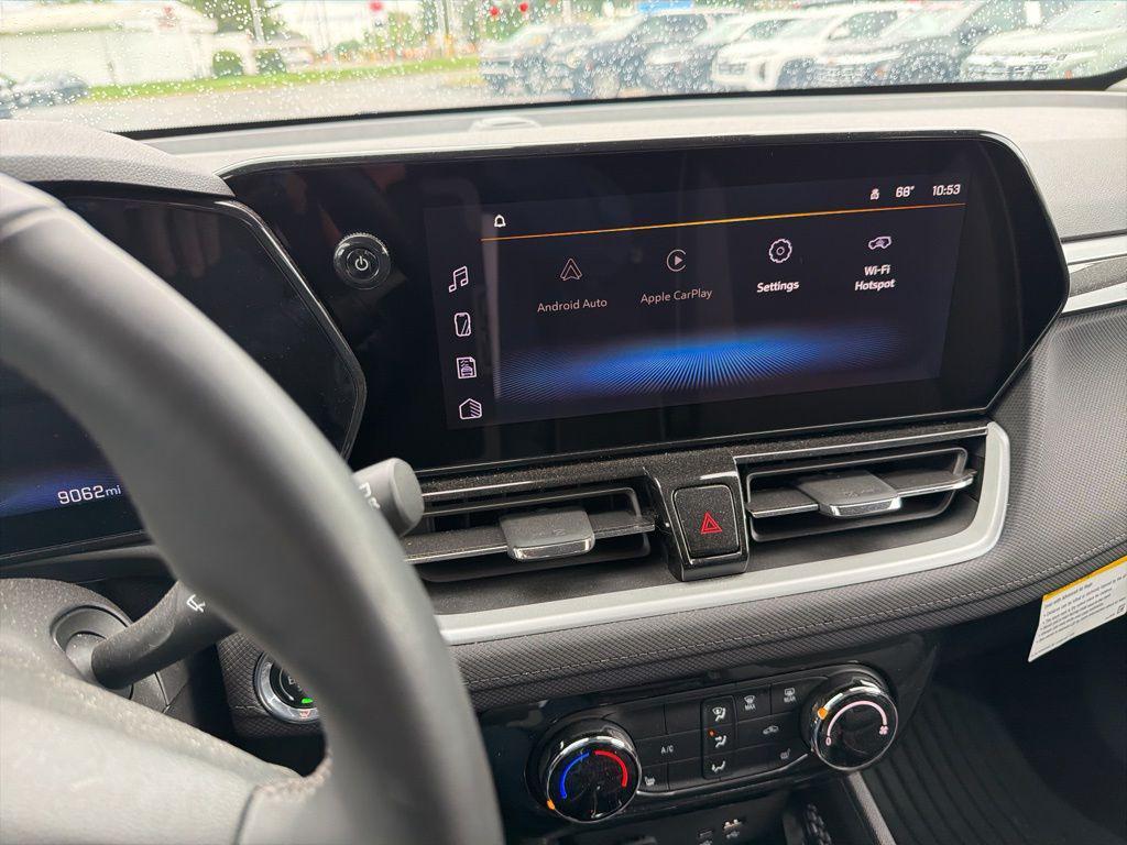 used 2024 Chevrolet TrailBlazer car, priced at $24,375