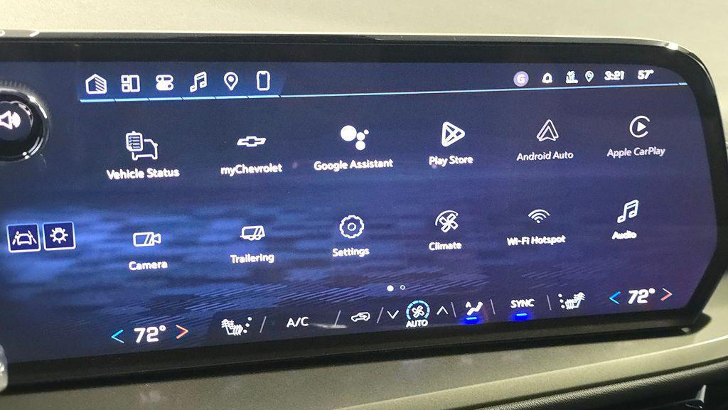 new 2026 Chevrolet Traverse car, priced at $42,056