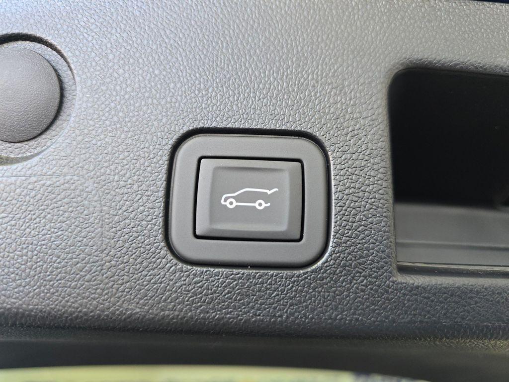 new 2026 Chevrolet Equinox car, priced at $33,280