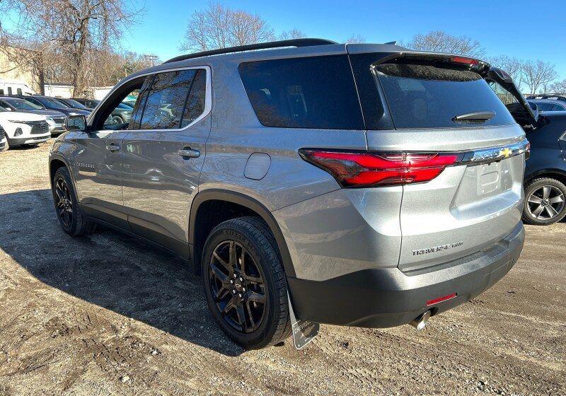 used 2023 Chevrolet Traverse car, priced at $32,995